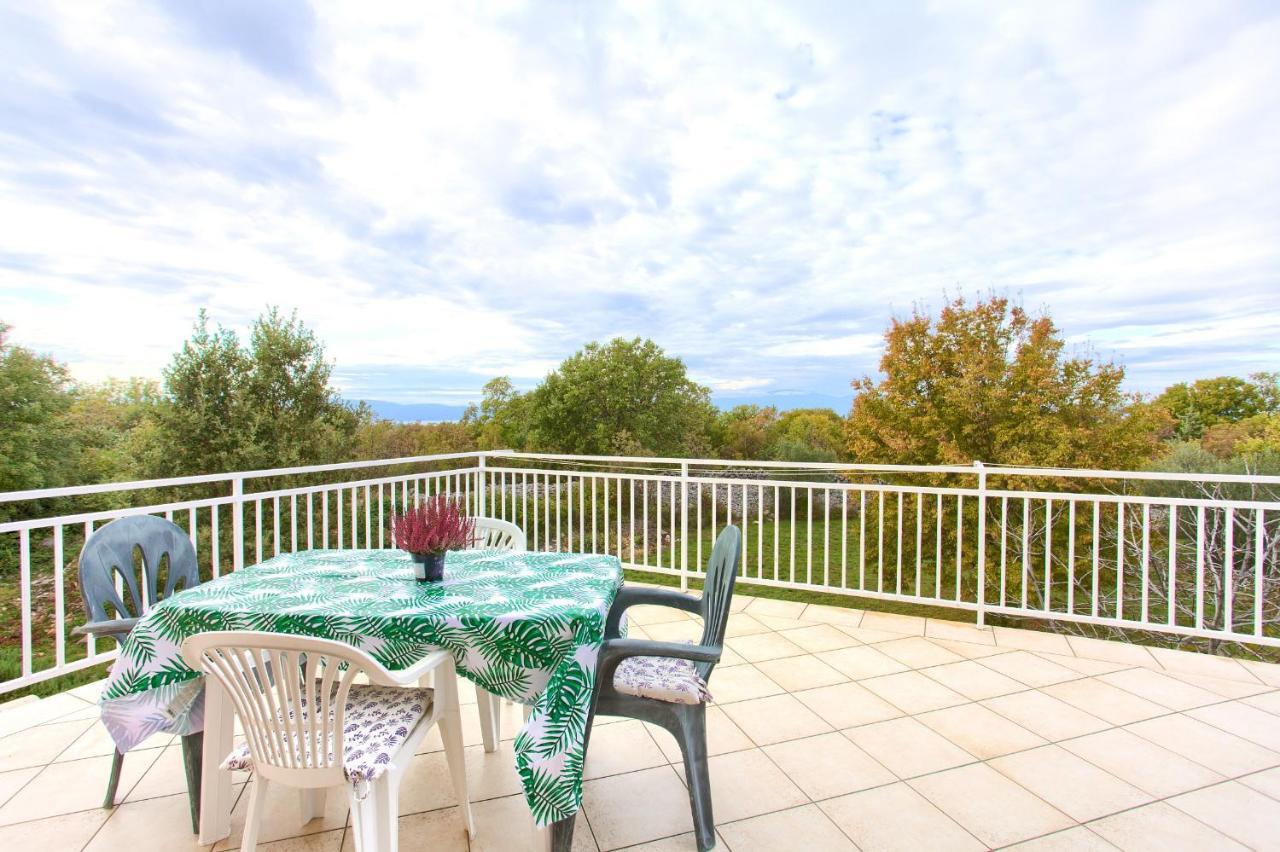 Rasopasno Apartment With Terrace And Private Parking Exterior foto